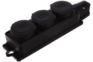 Колодка "UNIVersal" 3-х местная однофазная с заглушками "КОМПАКТ" с/з каучук 16А 250В IP44 (еврослот) (30)
